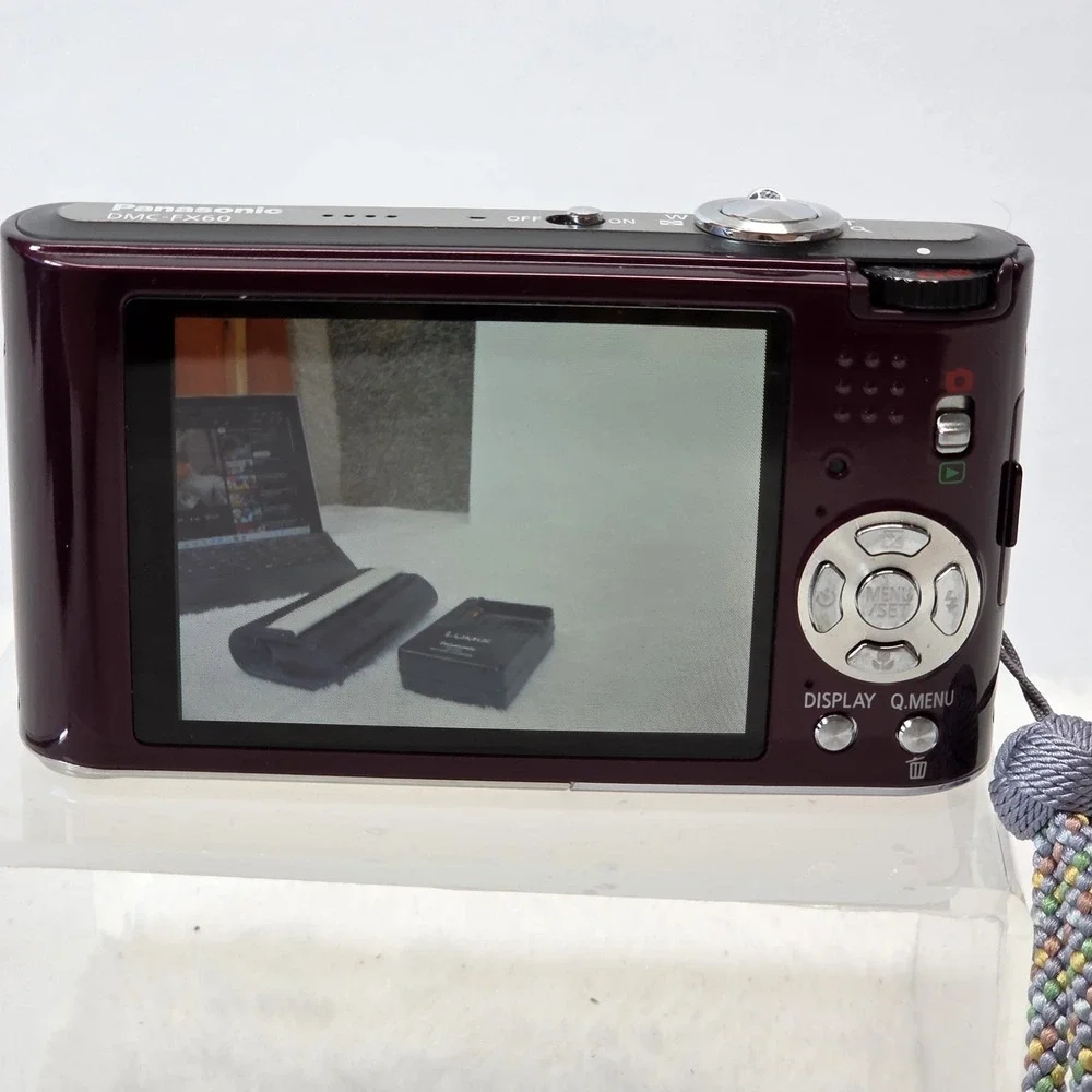 Panasonic Lumix DMC-FX60 12.1MP Digital Camera purple Tested / Working *Read*
